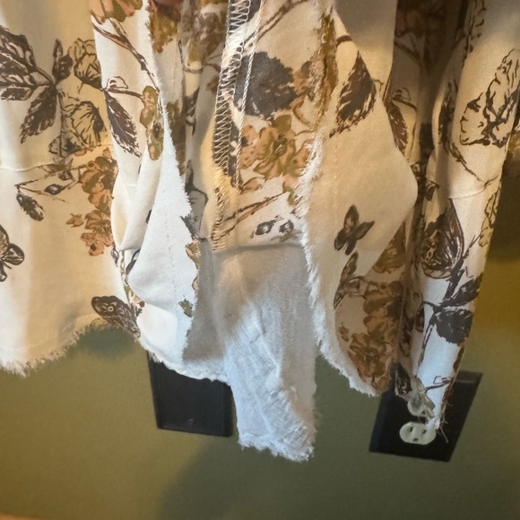 Free People Pebble Crepe So Fine Smocked Tunic Top Ivory Combo Large Butterfly - Picture 7 of 9